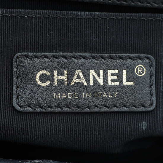 Load image into Gallery viewer, Chanel Bicolor Le Boy Medium Velvet Flap Bag
