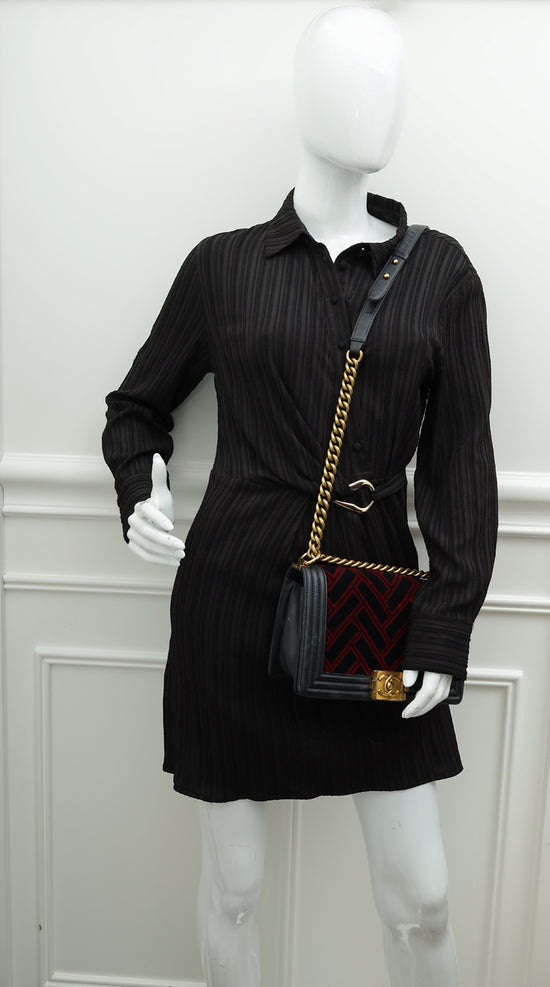 Load image into Gallery viewer, Chanel Bicolor Le Boy Medium Velvet Flap Bag

