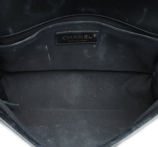 Load image into Gallery viewer, Chanel Bicolor Le Boy Medium Velvet Flap Bag
