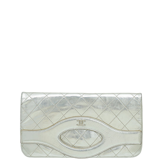 Chanel Metallic Silver 31 Pouch Shiny Crumpled Small Clutch