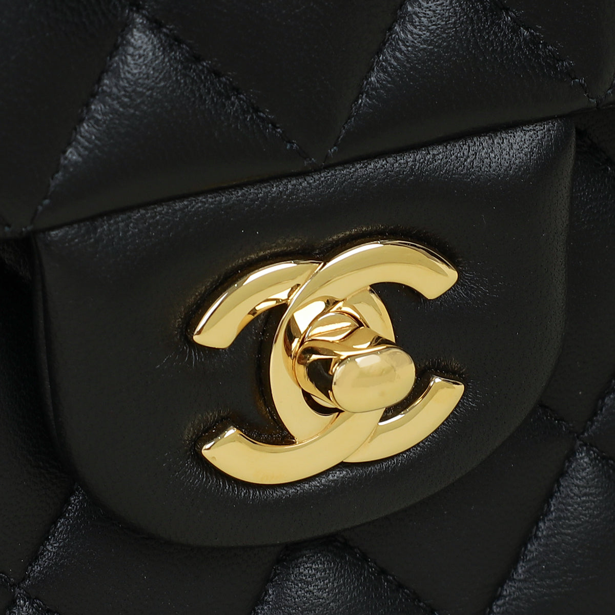 Chanel Black CC Classic 11.12 Double Flap Medium Bag