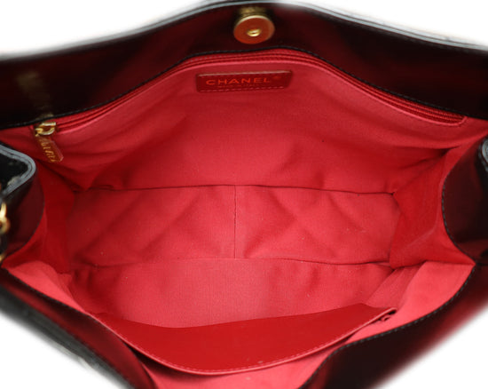 Chanel Black CC Wavy Charm Shiny Crumpled Hobo Large Bag