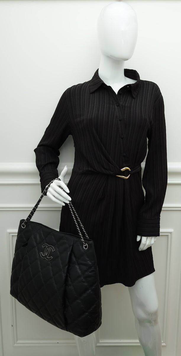 Chanel Black CC Double Stitch Hamptons Large Shopping Tote Bag