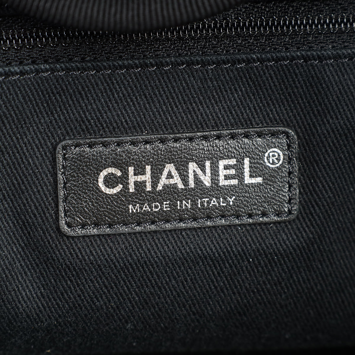 Chanel Black CC Pearl Deauville Mixed Fibers Medium Tote Bag