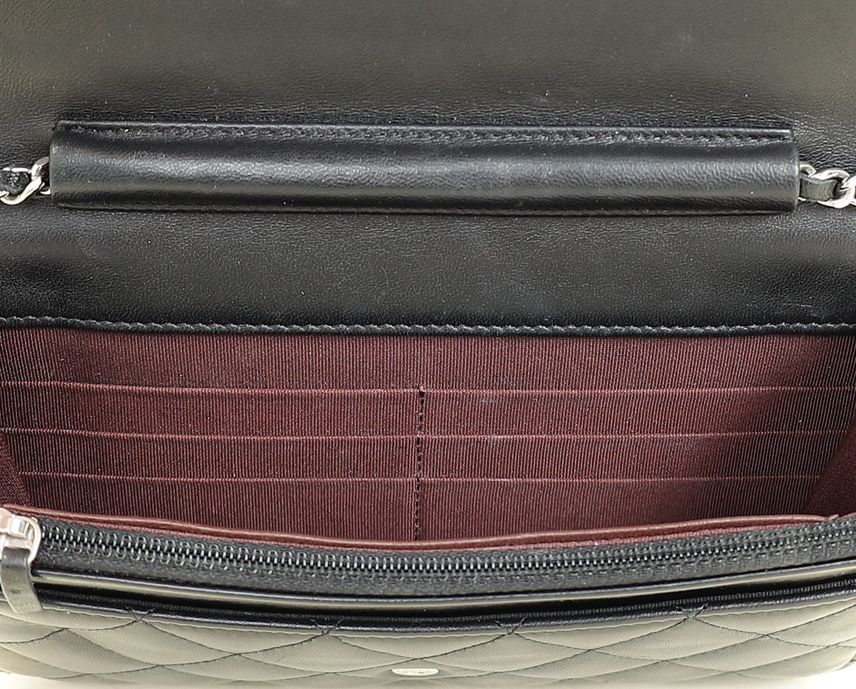 Chanel Black CC Classic Wallet On Chain