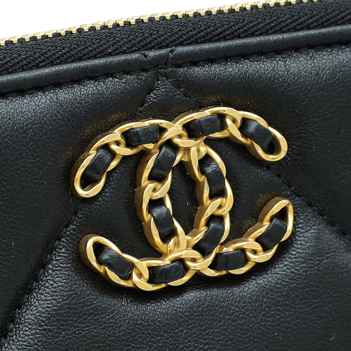 Chanel Black CC 19 Medium Case