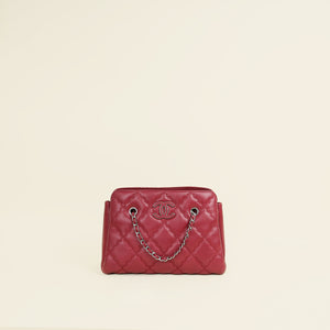 Chanel Burgundy Hampton Shopping Tote Bag