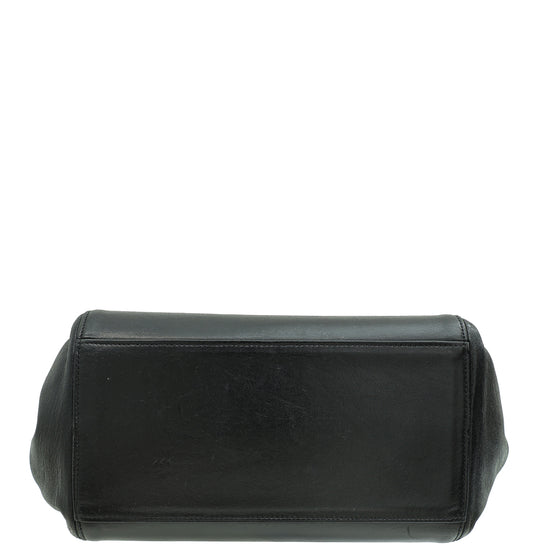 Load image into Gallery viewer, Chanel Black Reissue Chocolate Bar Accordion Flap Bag
