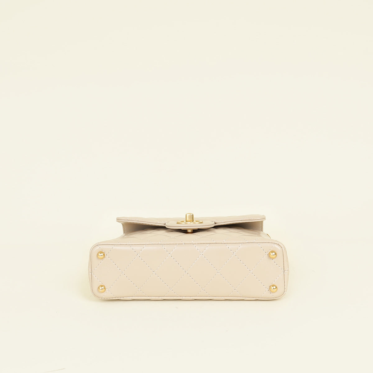 CHANEL BEIGE シャネル Chanel Beige Top Handle Small Flap Bag – THE CLOSET