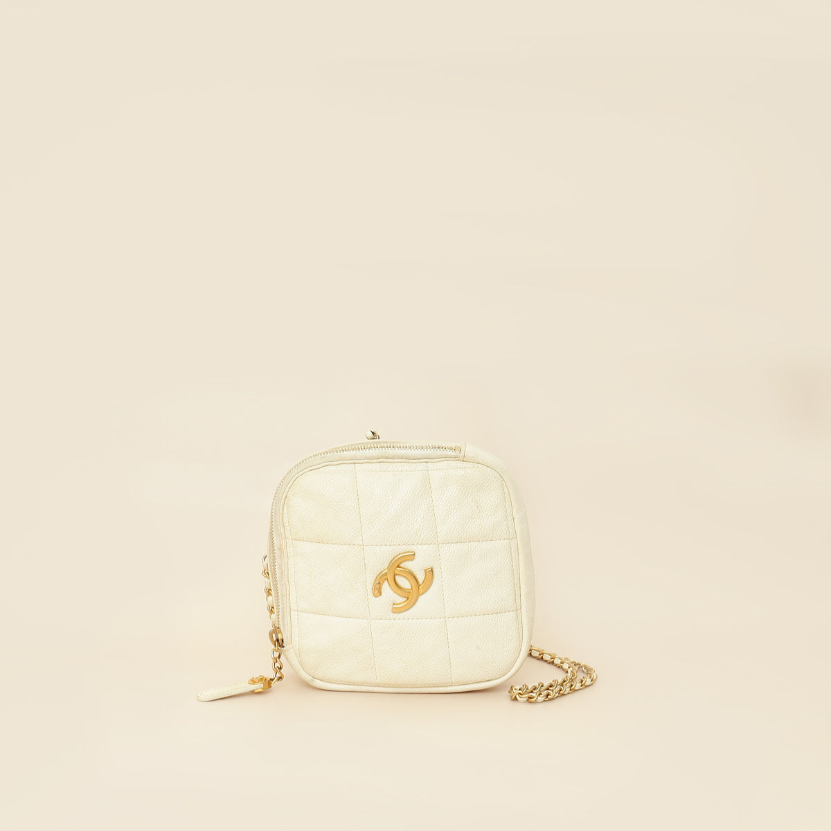 Chanel White CC Diamond Clutch W/ Chain-Chanel-THE CLOSET