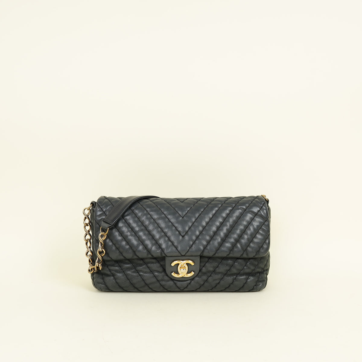 Chanel Black CC Surpique Jumbo Flap Bag