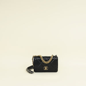 Chanel Black CC Chanel 19 Wallet On Chain