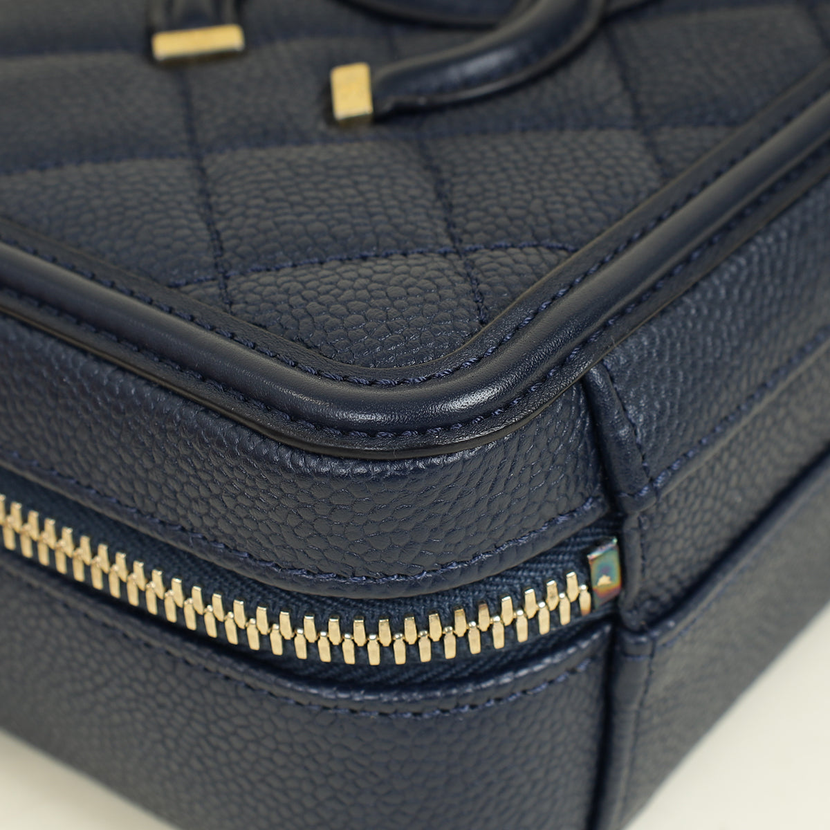 Chanel Navy Blue CC Filigree Vanity Small Case – THE CLOSET