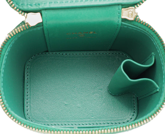 Load image into Gallery viewer, Chanel Green Mini Vanity Chain Bag
