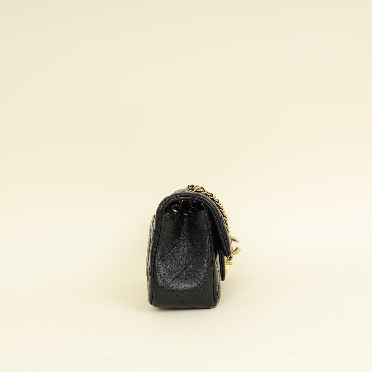 Chanel Black CC Crush Mini Rectangular Flap Bag – THE CLOSET