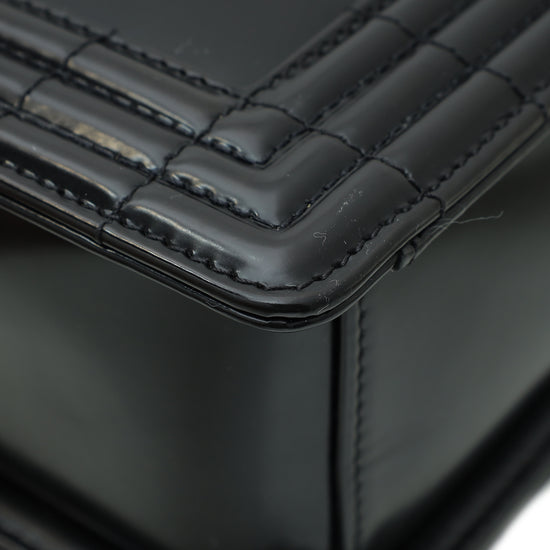Chanel Black Large Lambskin Boy Bag Leather ref.966324 - Joli Closet