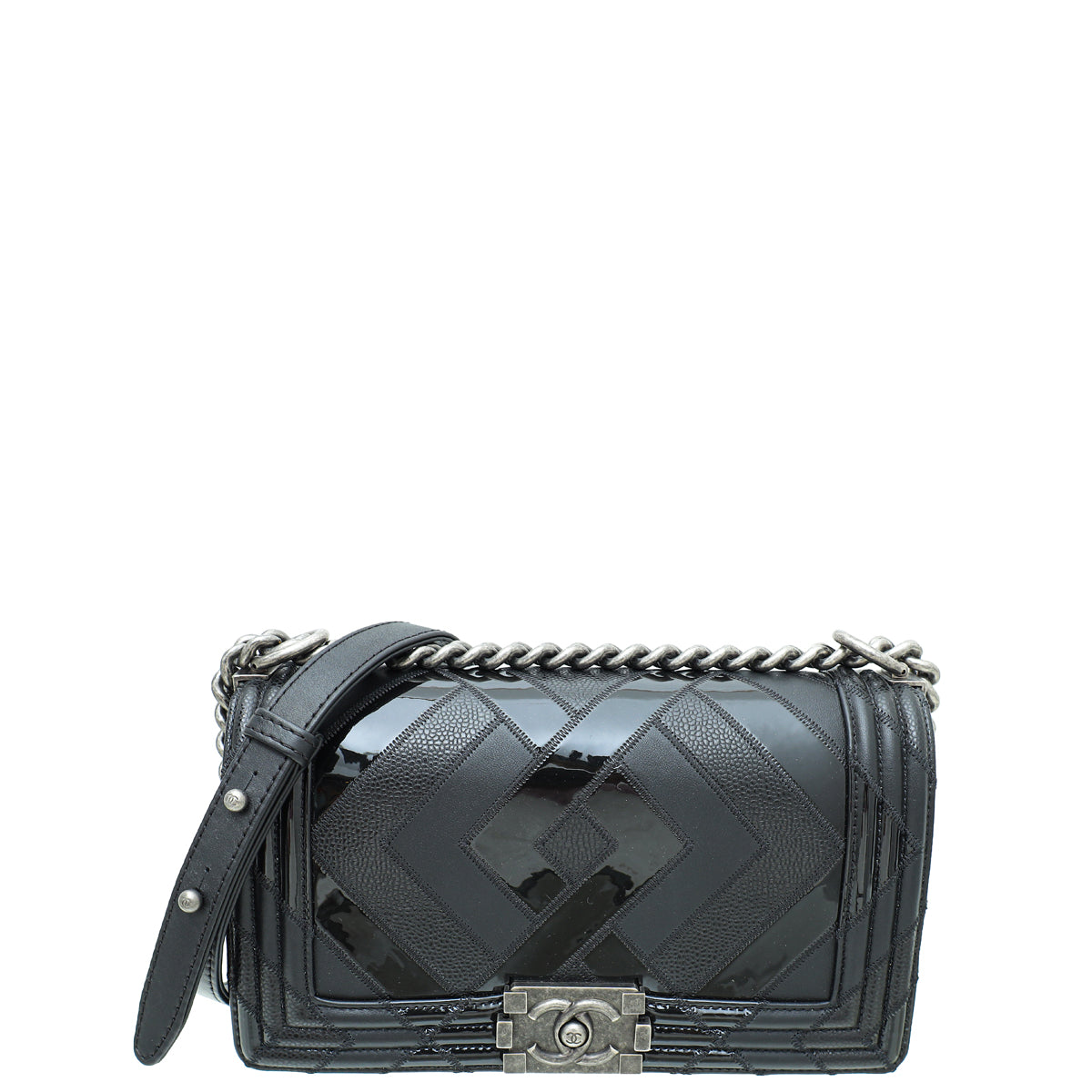 Chanel Black Le Boy Diamond Quilted Medium Flap Bag – The Closet