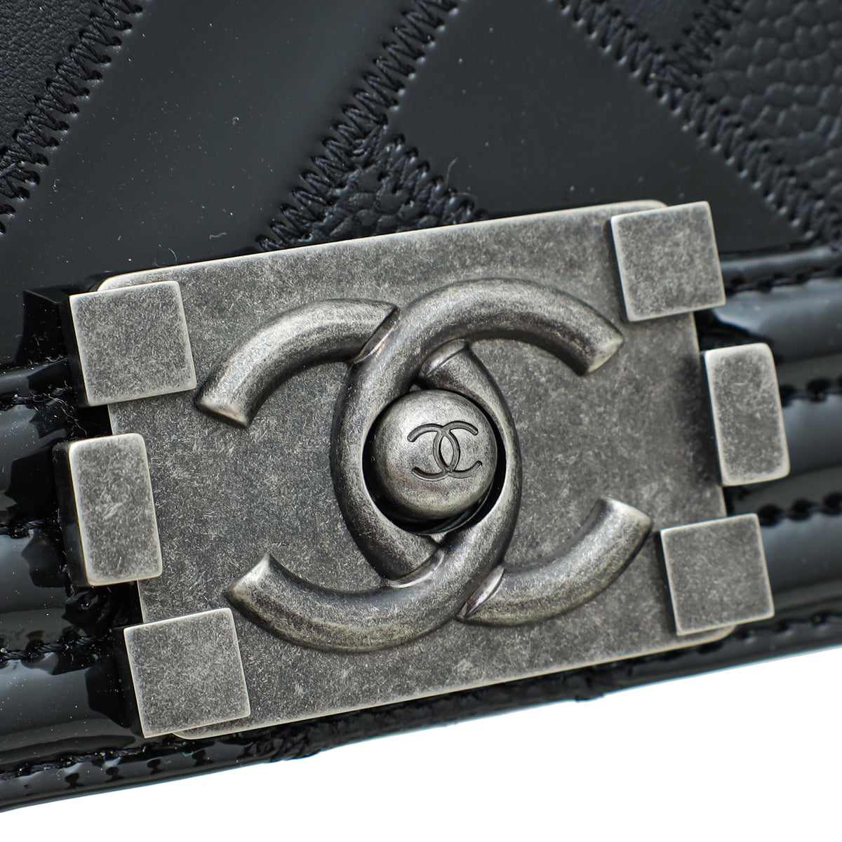 Chanel Black Le Boy Diamond Quilted Medium Flap Bag
