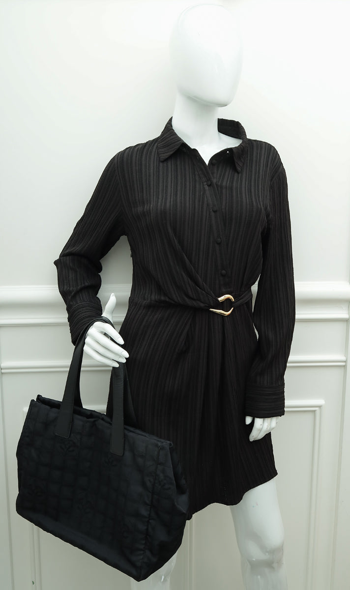 chanel travel line tote bag Chanel Black CC Travel Line Tote Bag – THE CLOSET