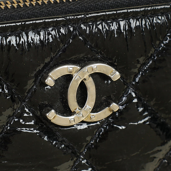 Chanel Black CC Classic Quilted Zip Clutch