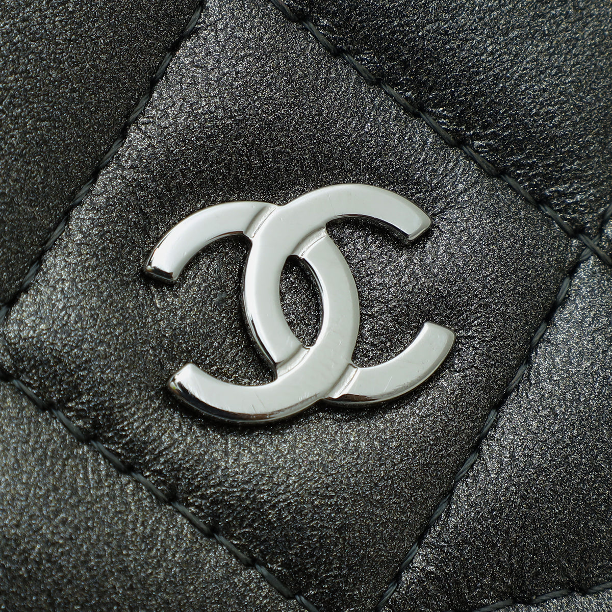 Chanel Metallic Grey CC Classic Wallet On Chain