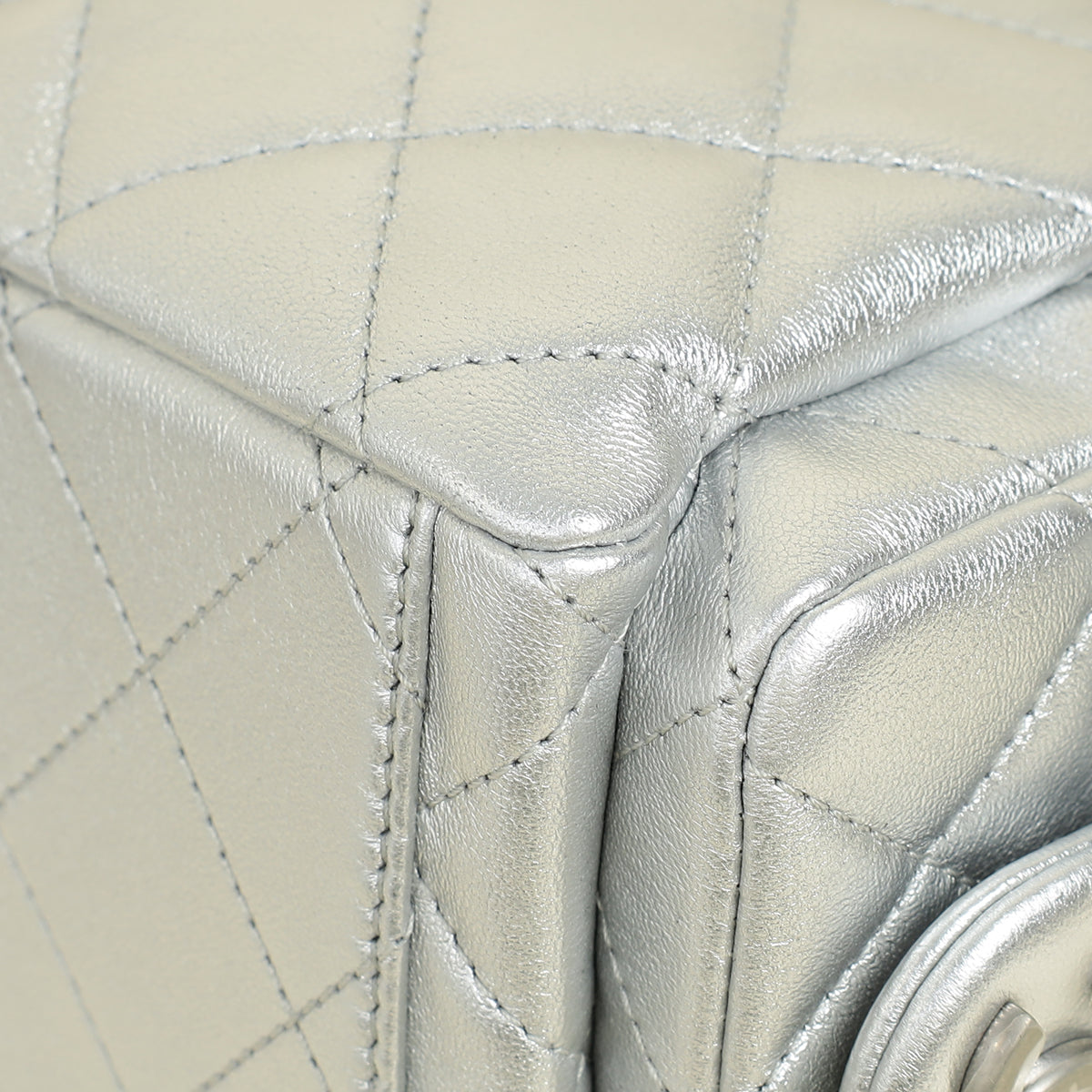 Chanel Metallic Silver CC Quilted Trendy Pockets Hobo Large Bag