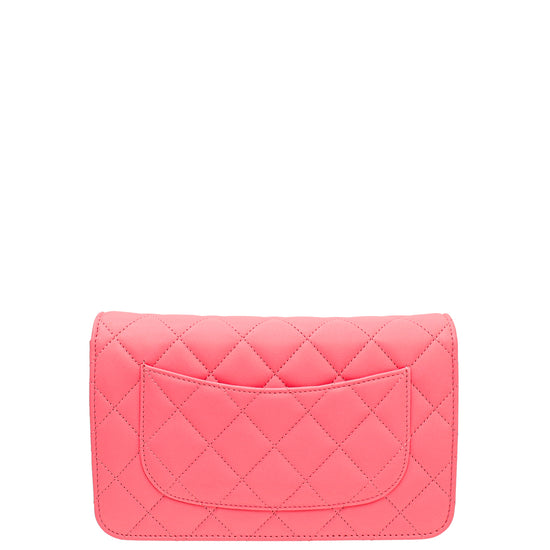 Chanel Pink CC Classic Wallet On Chain