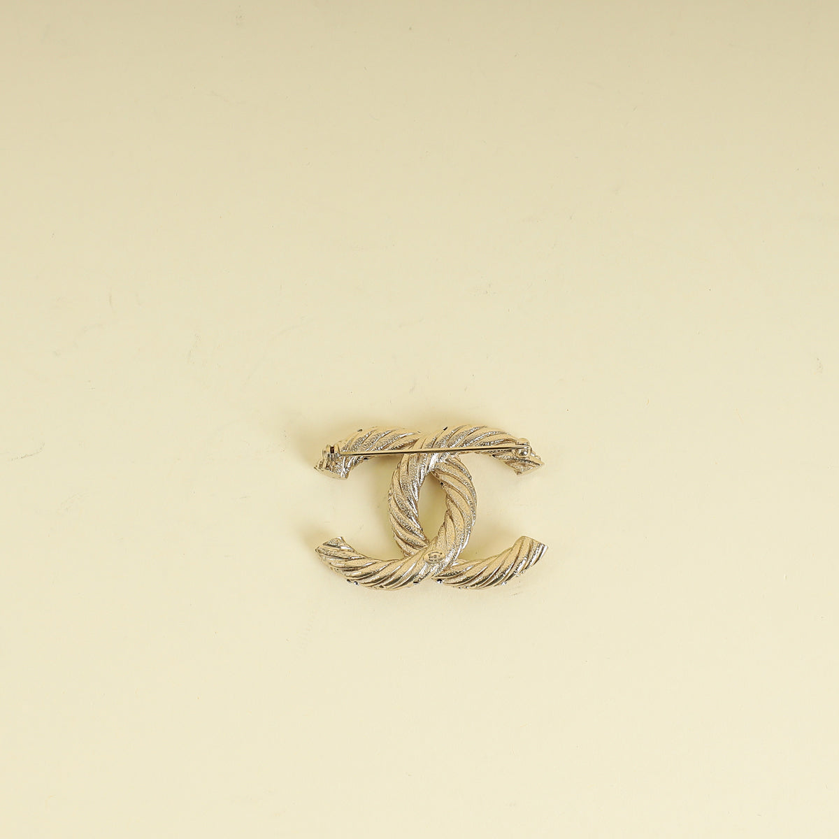 Chanel Light Gold CC Twisted Crystal Brooch