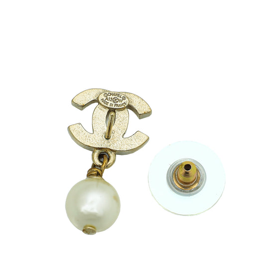 Chanel CC Logo Gold Star Pearl Drop Stud Earrings - Lust4Labels