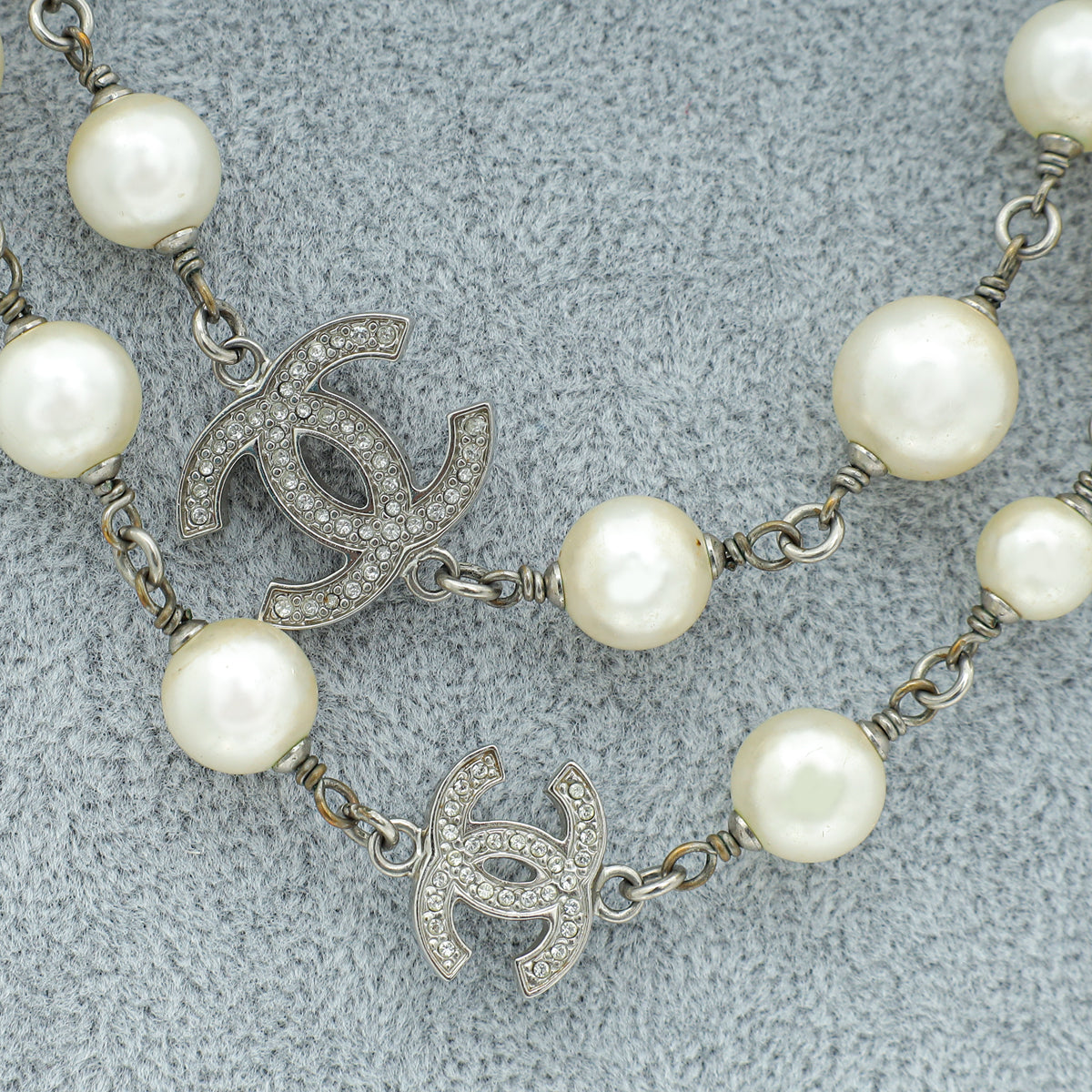 Chanel Bicolor CC w/Crystal Pearl Long Necklace