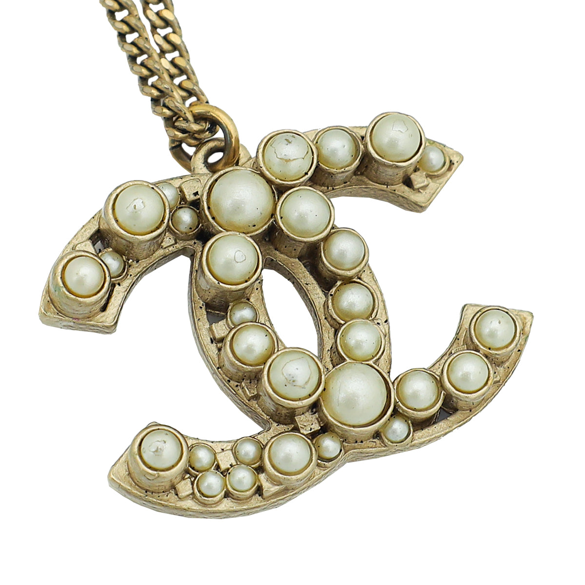 Chanel Light Gold Tone CC Pearl Pendant Necklace – The Closet