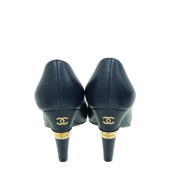 Chanel Bicolor CC Signature Metal and Pearl on Heel Pumps 35