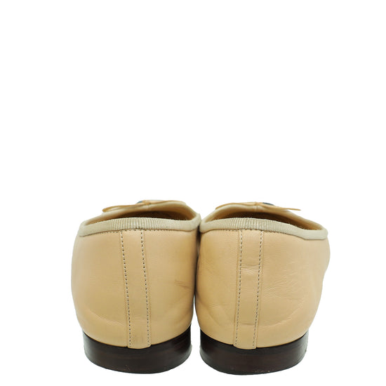 Load image into Gallery viewer, Chanel Bicolor CC Cap Toe Ballet Flats 36
