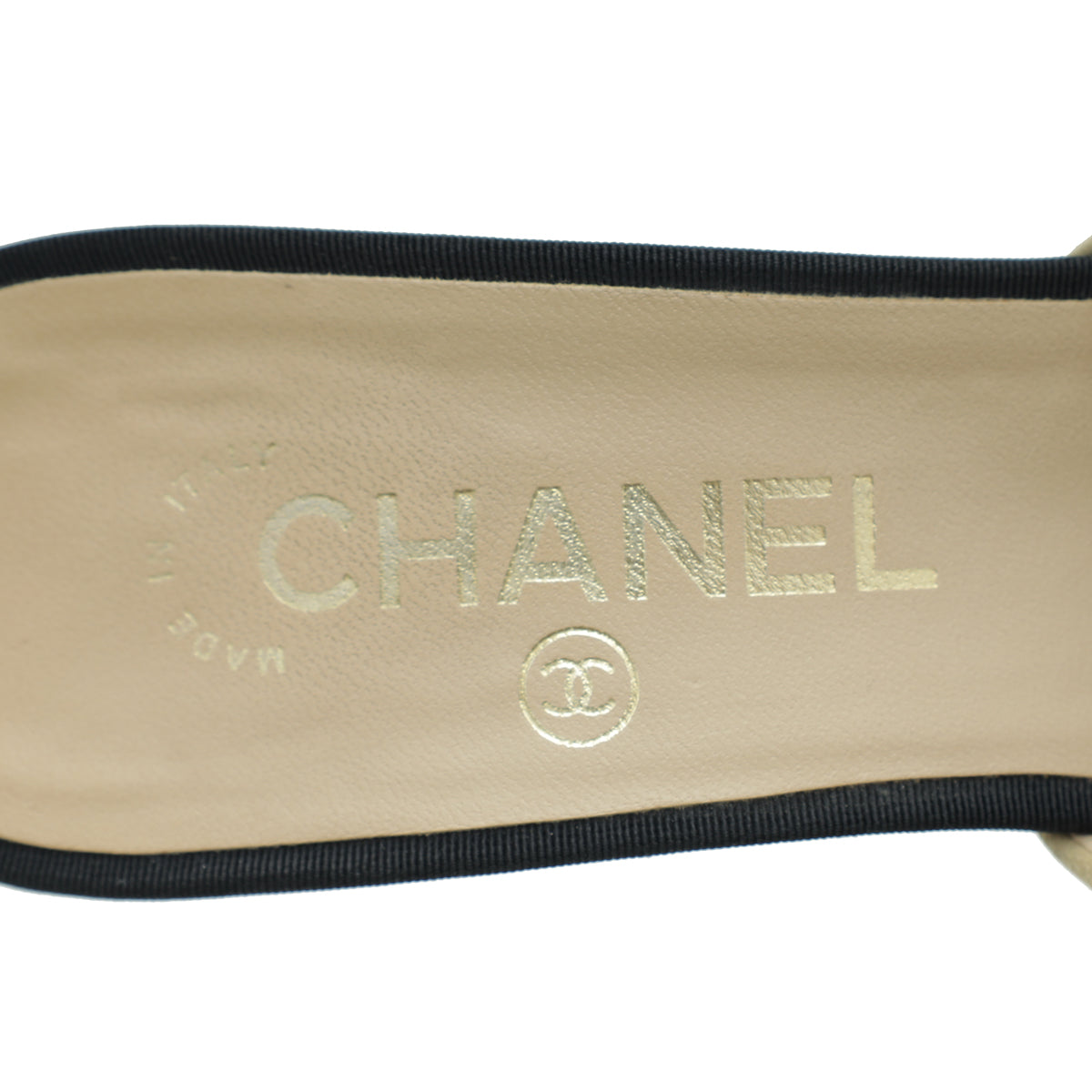 Chanel Bicolor CC Cap Toe Pearl Mules 38.5