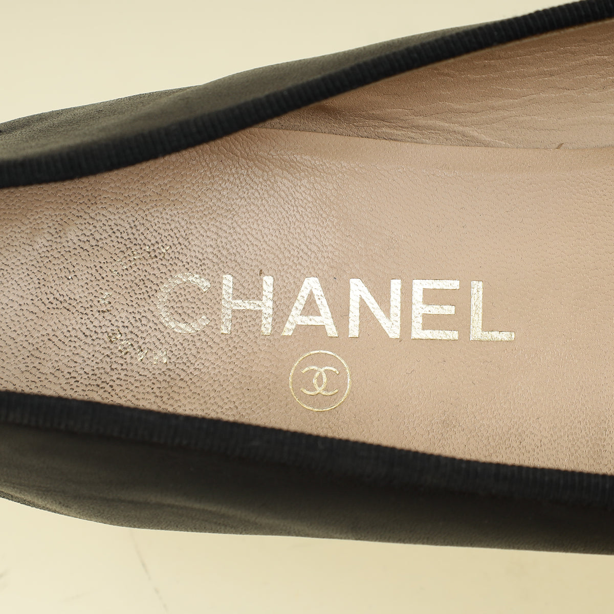 Chanel Black CC Cap Toe Flat Ballerina 38