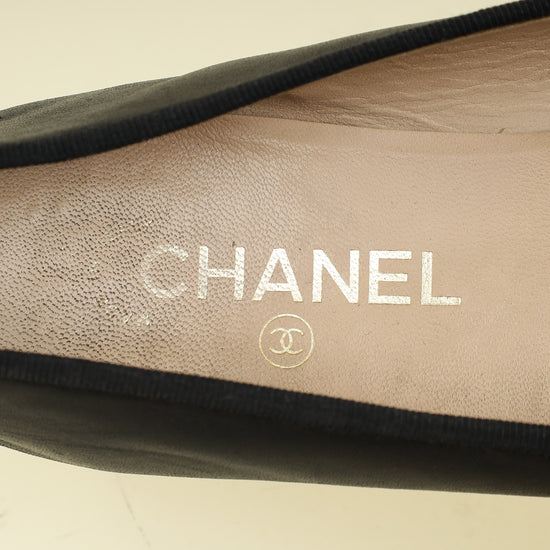 Chanel Black CC Cap Toe Flat Ballerina 38