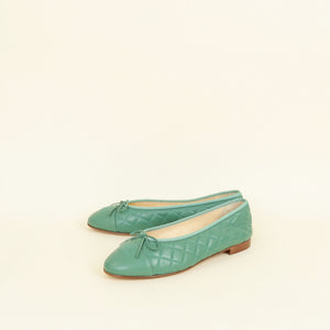 Chanel Light Green CC Cap Toe Ballet Flats 42C