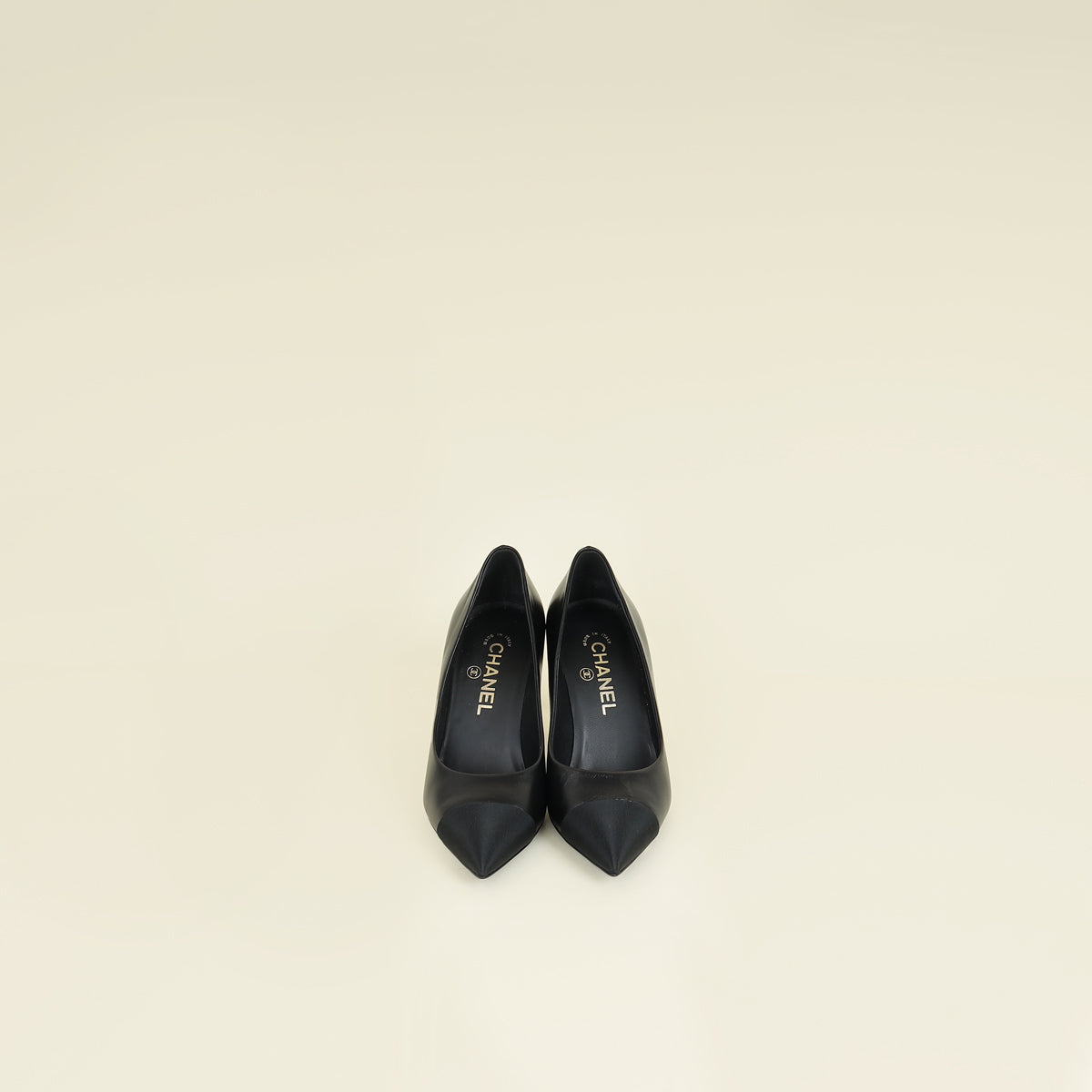 Chanel Black CC Pearl Pump 36 – THE CLOSET