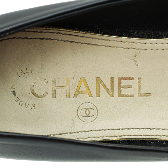 Chanel Black CC Cap Toe Pearl Heel Pump 37