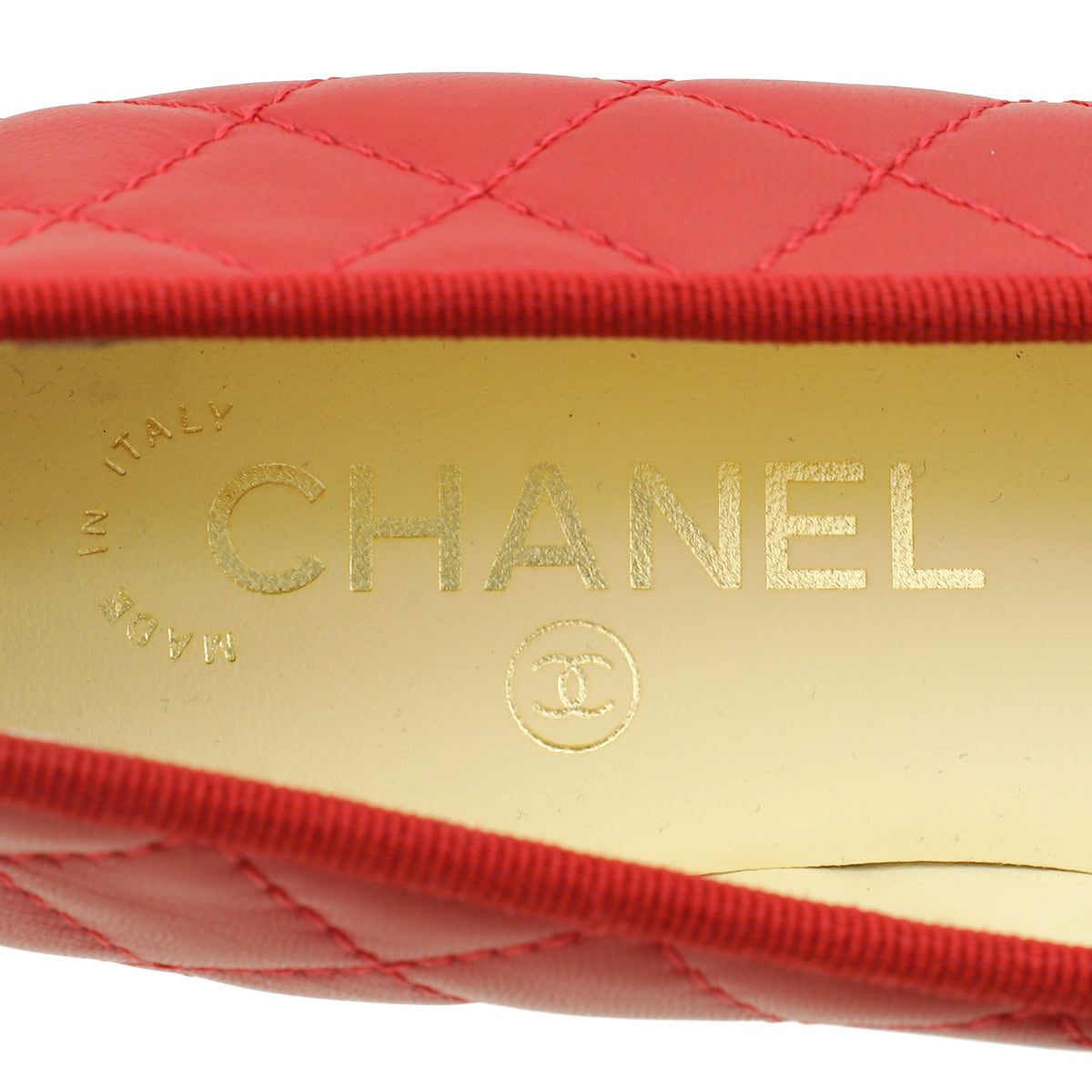 Chanel Red CC Cap Toe Quilted Flat Ballerina 37