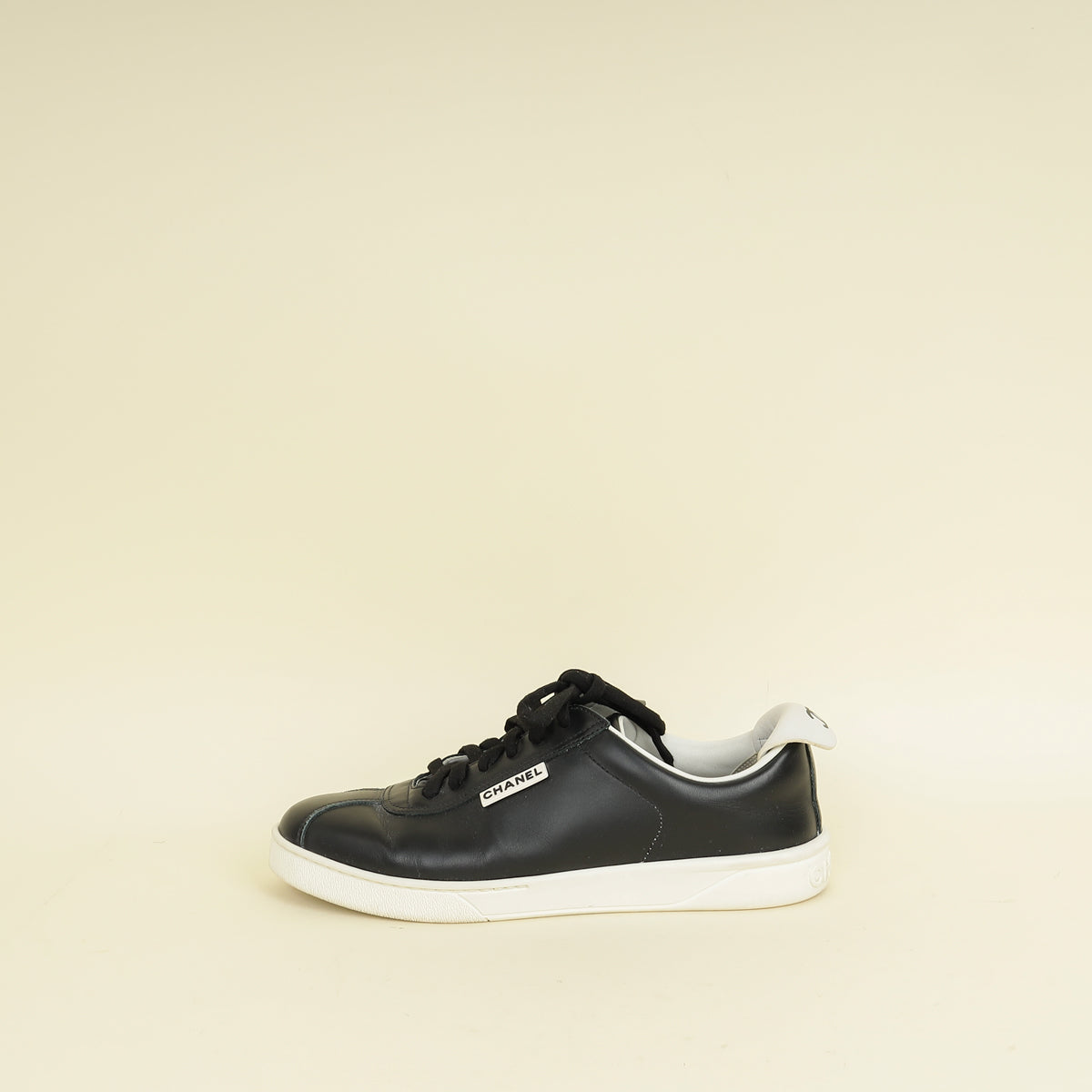 Chanel Black Logo Lace Up CC Low Top Sneakers 38.5