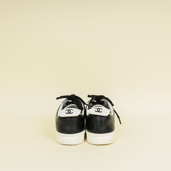 Chanel Black Logo Lace Up CC Low Top Sneakers 38.5