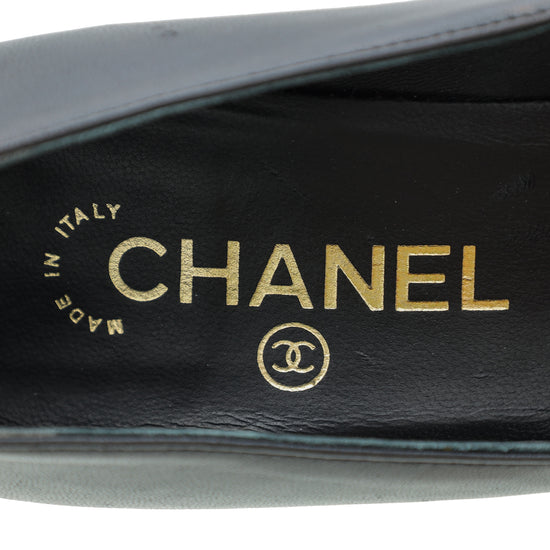 Chanel Black CC Cap Toe Pearl Heel Pump 38.5