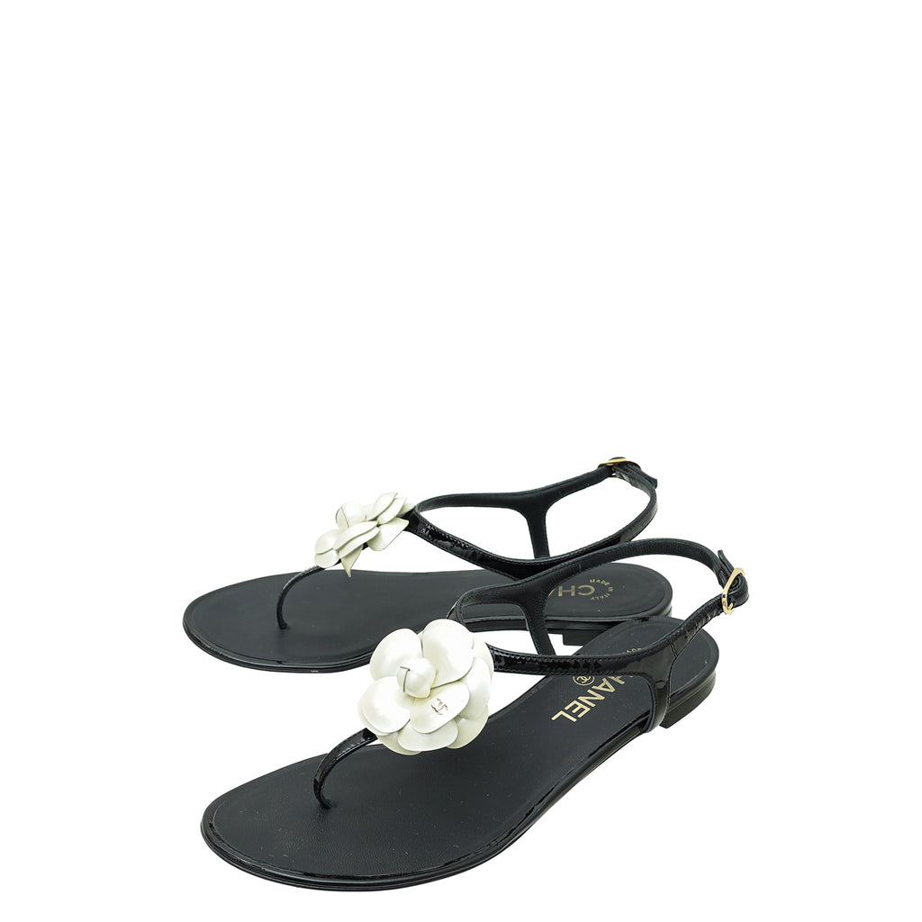 Leather flip flops Chanel White size 38 EU in Leather - 32227778