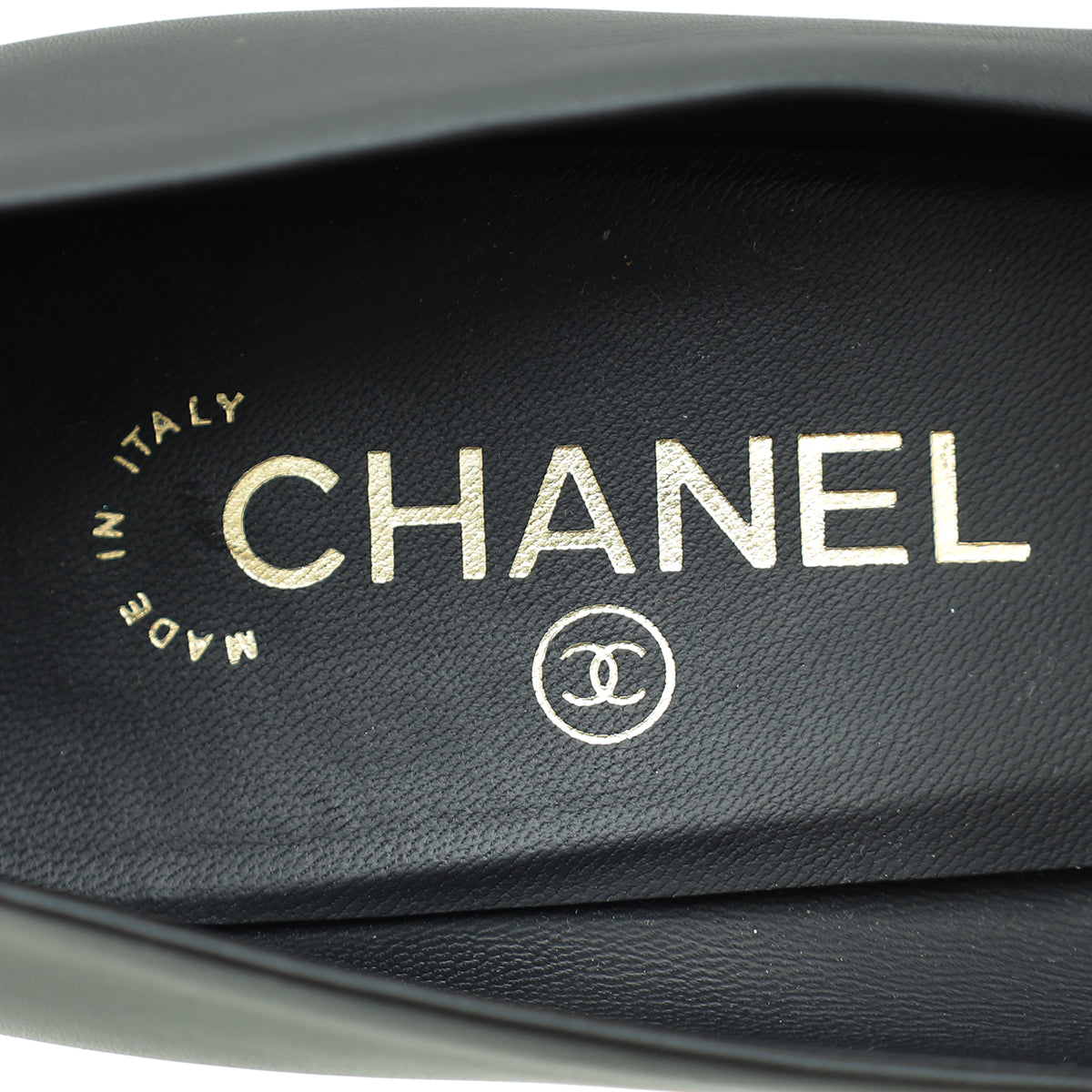 Chanel Black CC Platform Chain Pumps 39.5