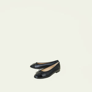 Chanel Black CC Cap Toe Flat Ballerina 39.5
