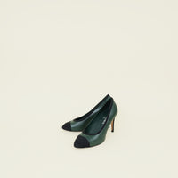 Chanel Bicolor CC Pumps 39