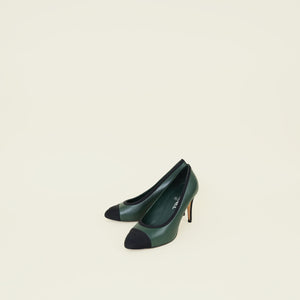 Chanel Bicolor CC Pumps 39
