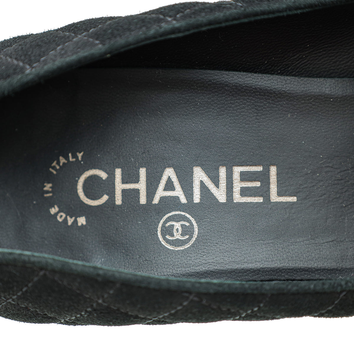 Chanel Black CC Captoe Quilted Pumps 40.5