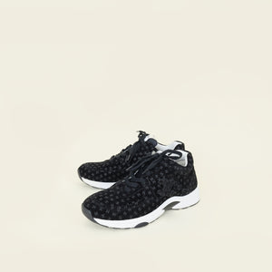Chanel Black CC Lace Up Sneaker 43